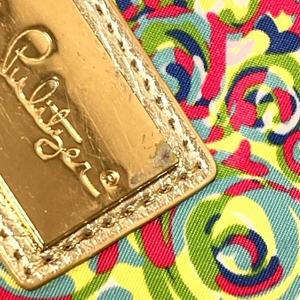 Lily Pulitzer laptop/tablet colorful zip case bright pink nylon lining pockets.